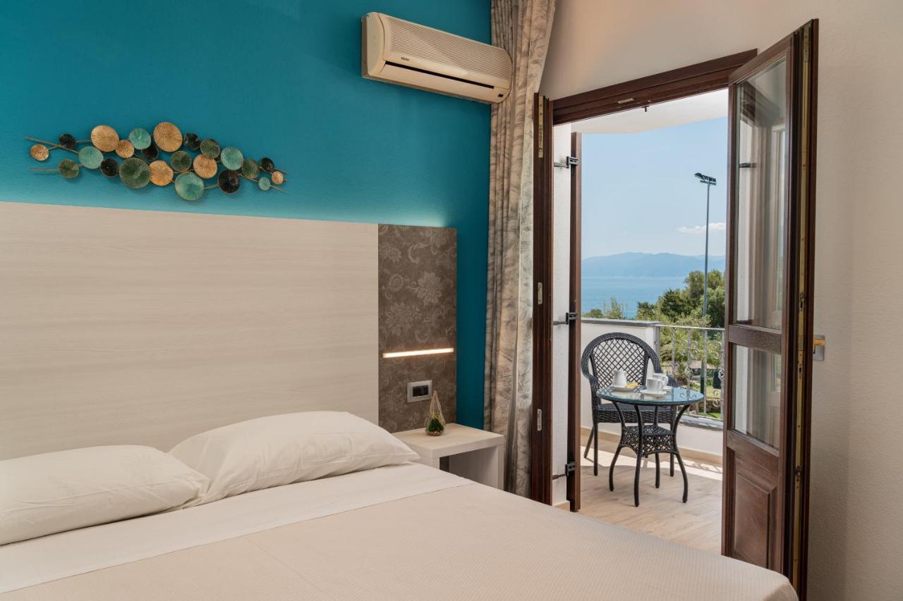 I Ginepri Hotel Cala Gonone Eksteriør bilde