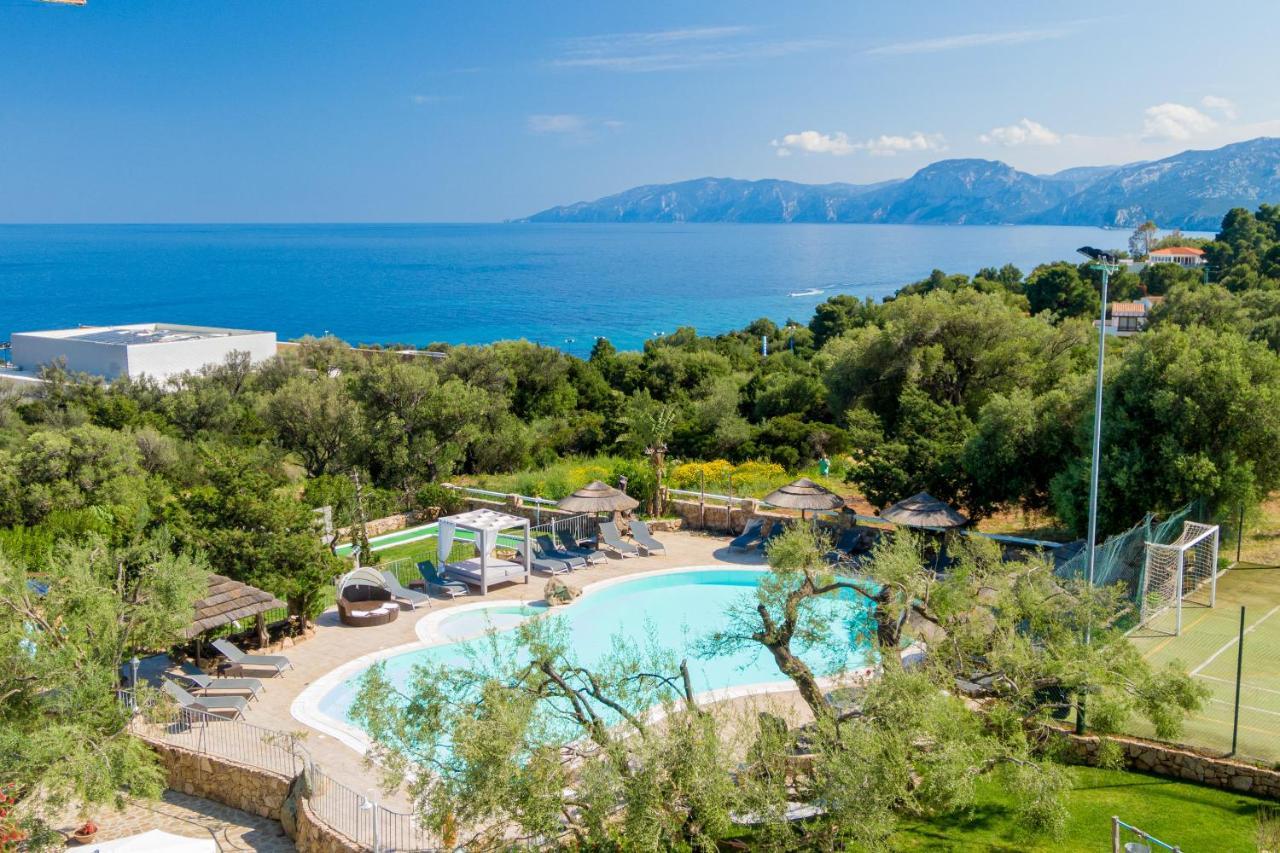 I Ginepri Hotel Cala Gonone Eksteriør bilde