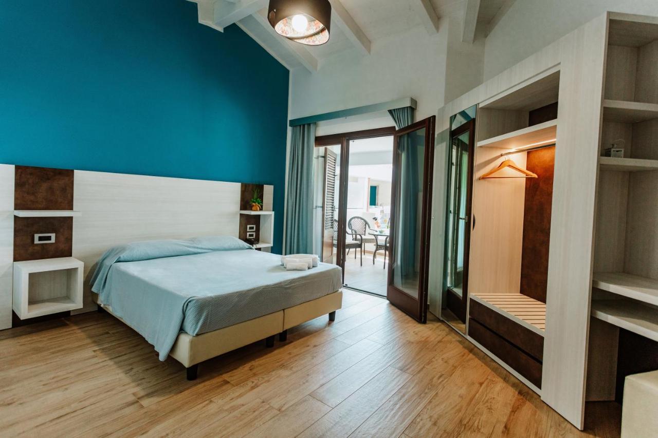 I Ginepri Hotel Cala Gonone Eksteriør bilde