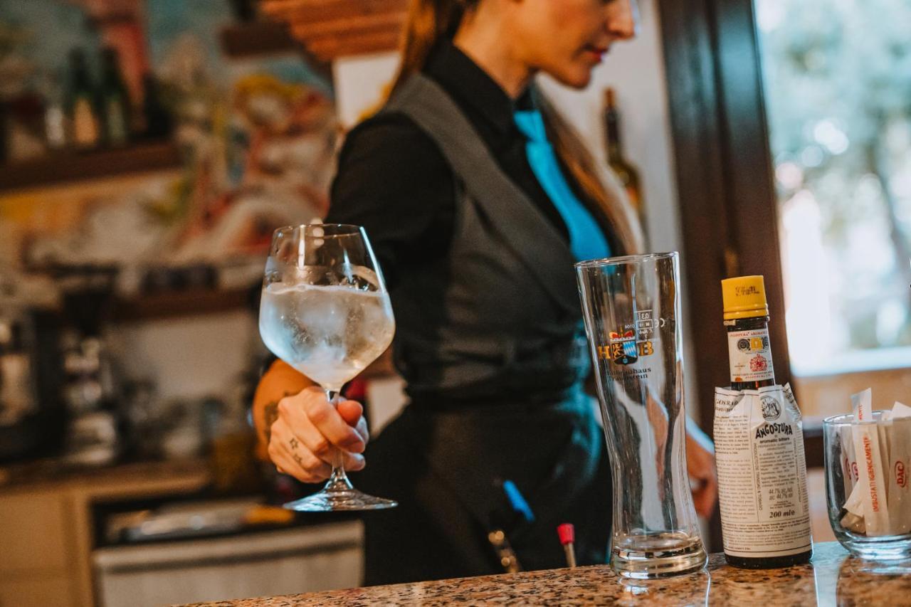 I Ginepri Hotel Cala Gonone Eksteriør bilde