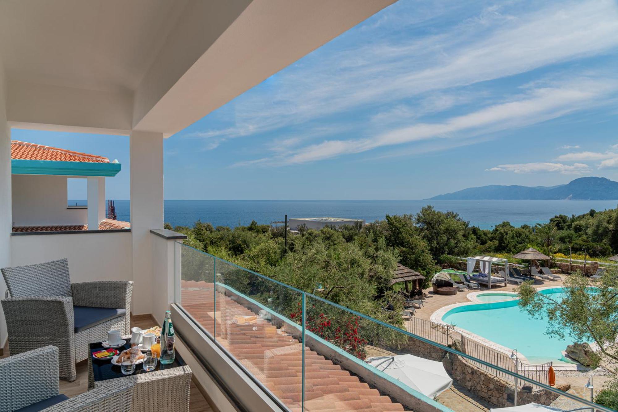 I Ginepri Hotel Cala Gonone Eksteriør bilde
