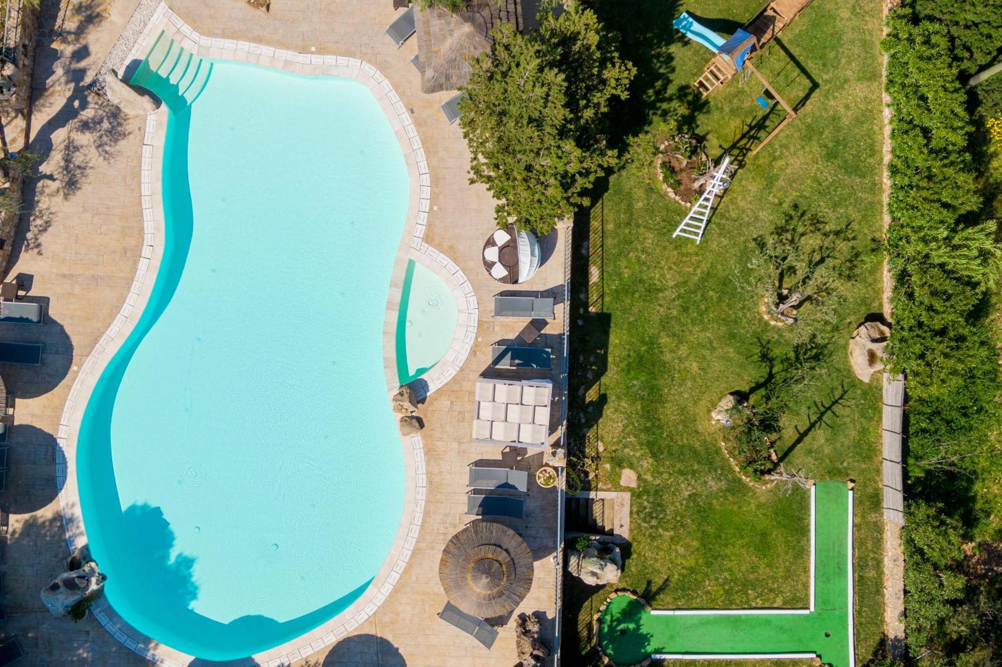 I Ginepri Hotel Cala Gonone Eksteriør bilde