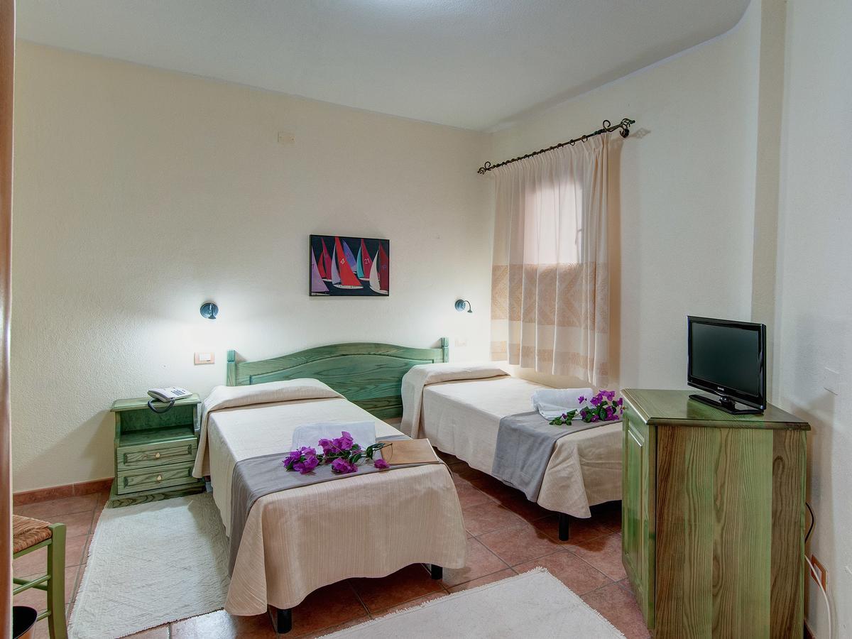 I Ginepri Hotel Cala Gonone Eksteriør bilde