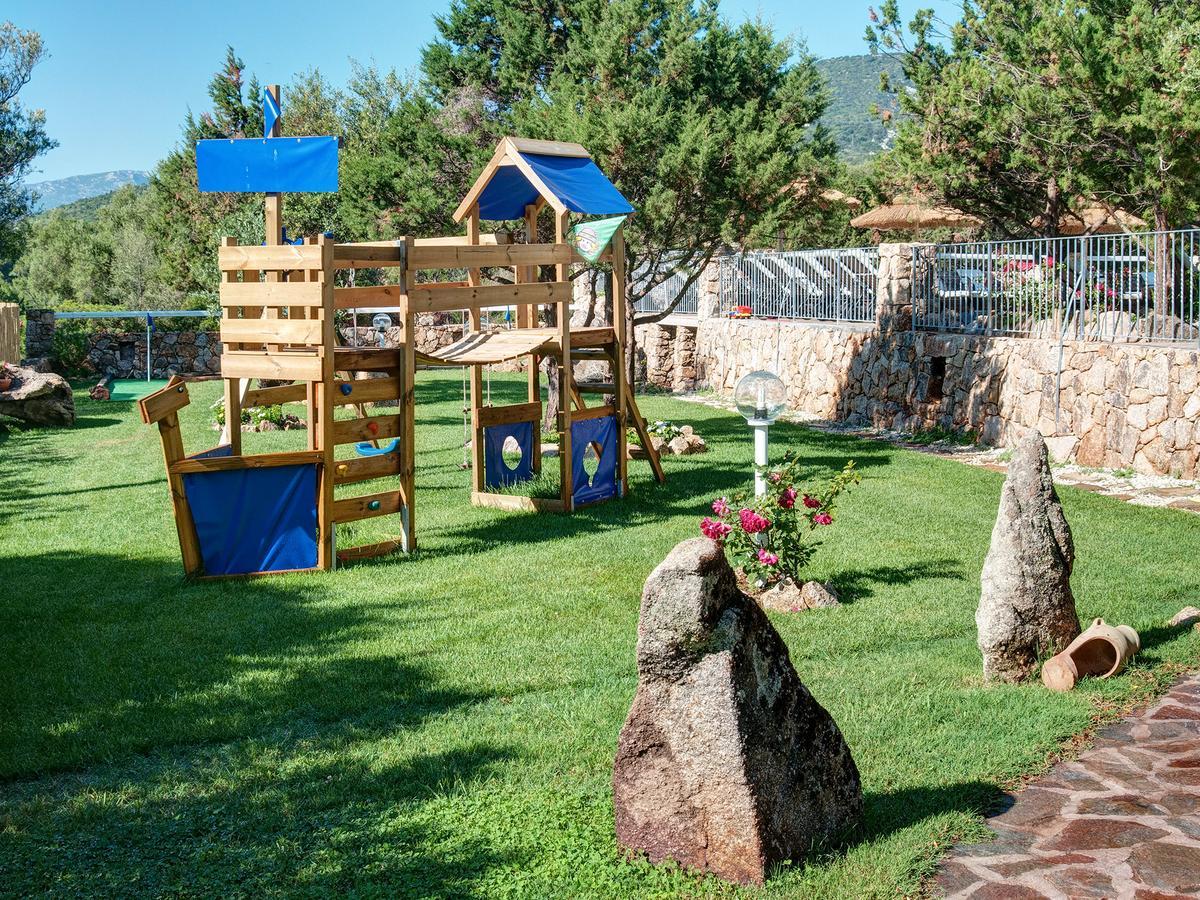 I Ginepri Hotel Cala Gonone Eksteriør bilde