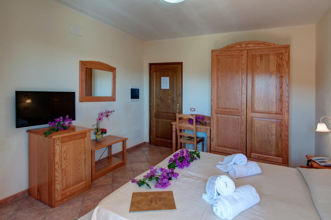 I Ginepri Hotel Cala Gonone Eksteriør bilde