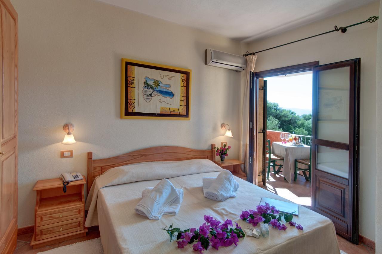 I Ginepri Hotel Cala Gonone Eksteriør bilde
